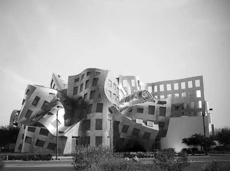 Czynniki wpływające na wynagrodzenie w policji